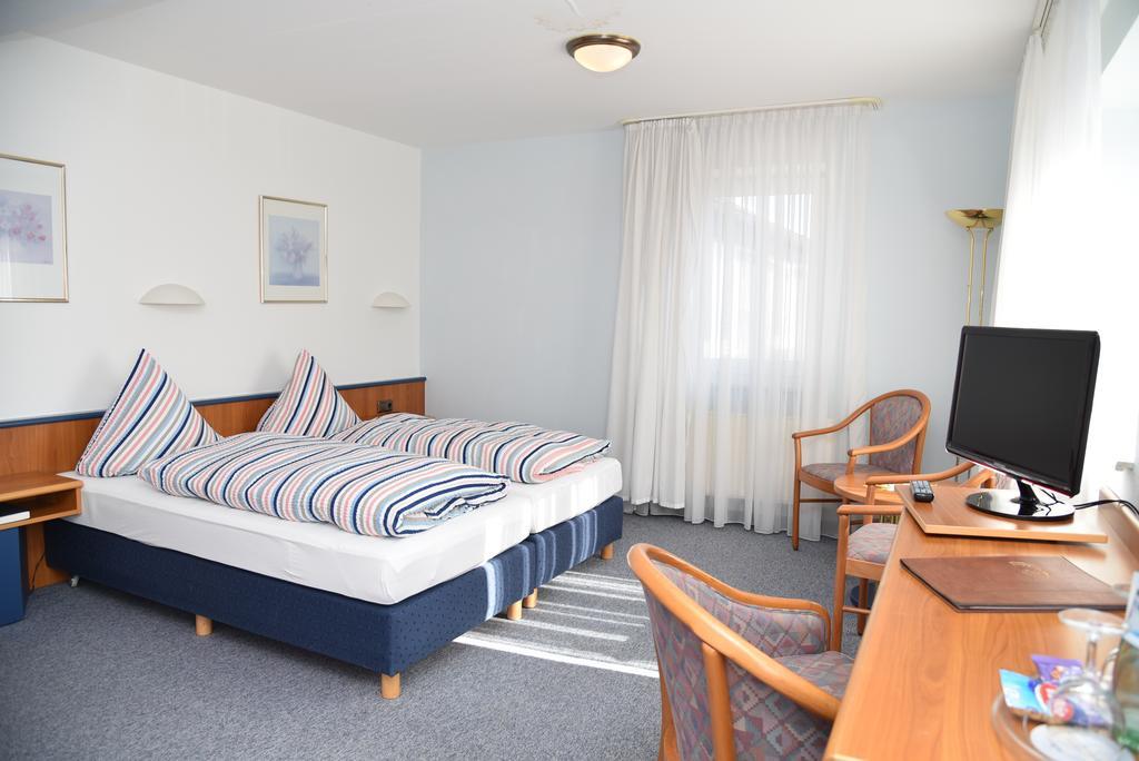 Hotel An Der Alten Porzelline Neuhaus am Rennweg Room photo